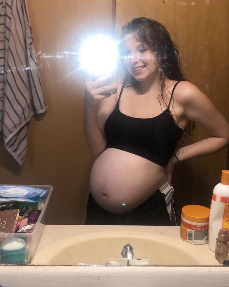 25P Young Pregnant Teens 110