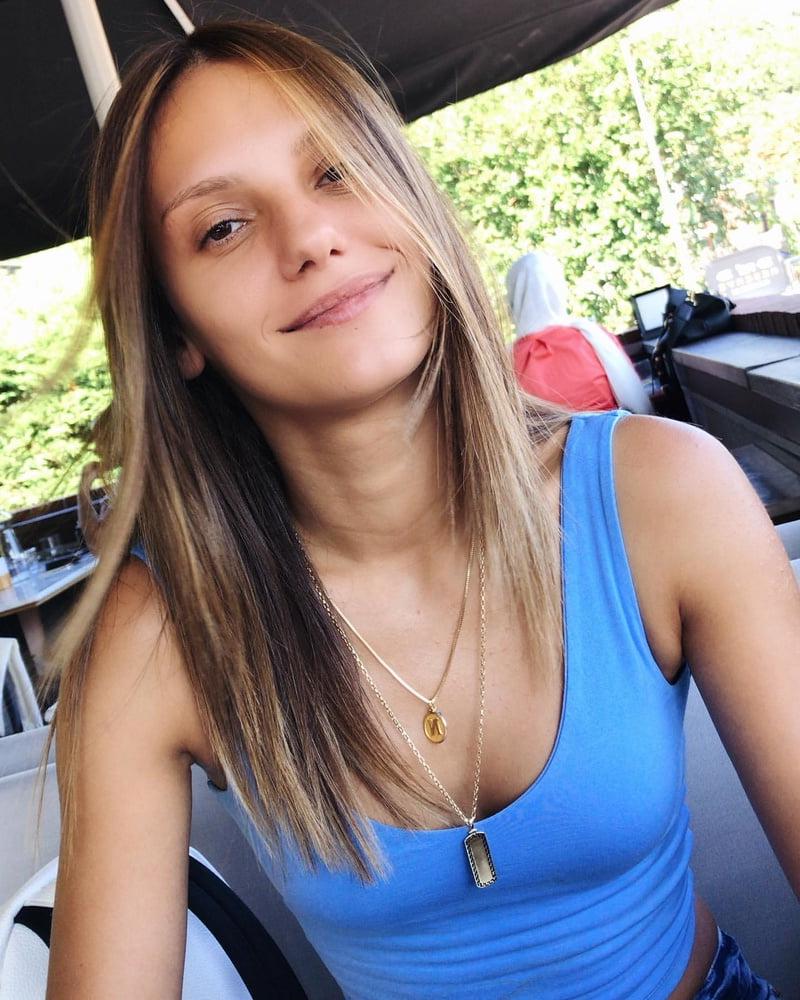 25P Nilay Deniz Pretty Turkish Celebrity Women