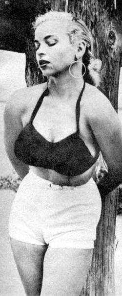 25P Celebrity Boobs - Eve Meyer
