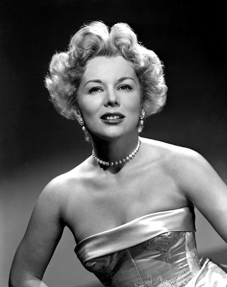 25P Celebrity Boobs - Eva Gabor