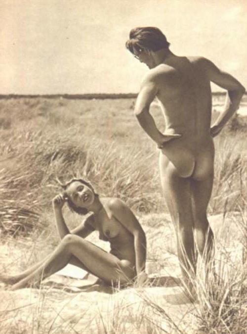 25P Naked people of vintage photos Vol. 32
