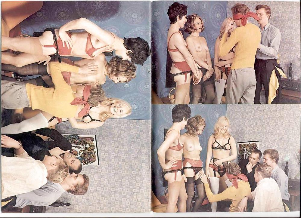 16P Vintage Group Set - Blind Mans Buff