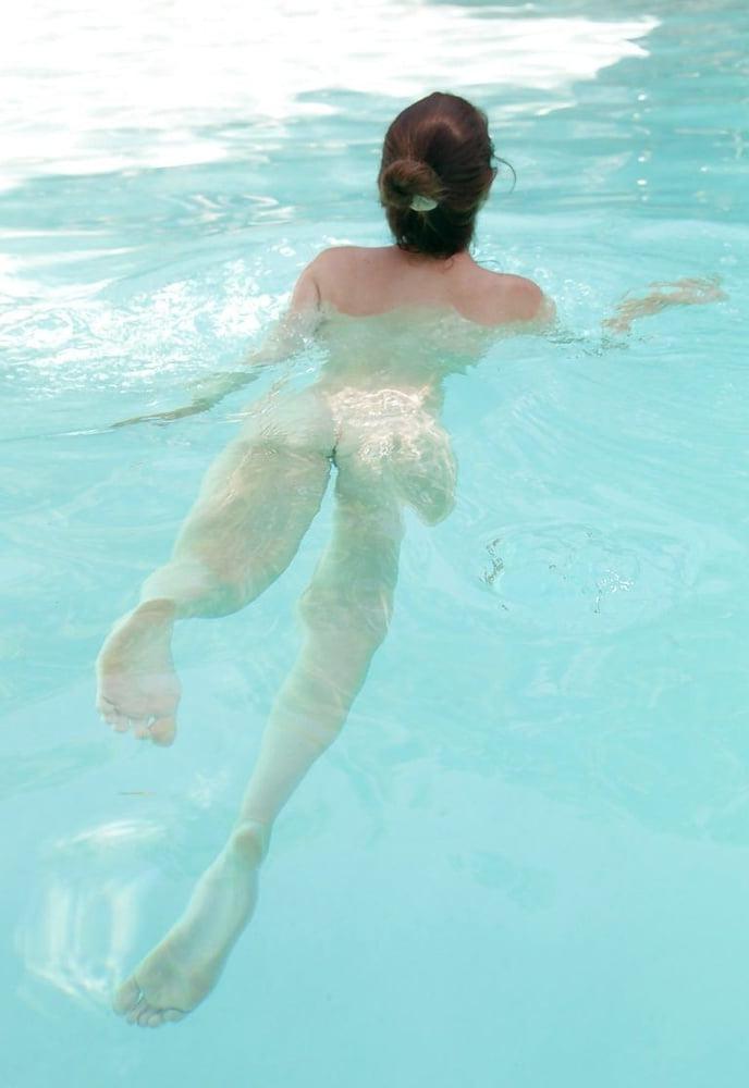 25P Pool time with brunette