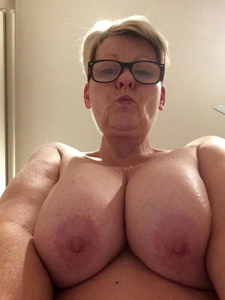 25P Really Hot Mature Bbw's
