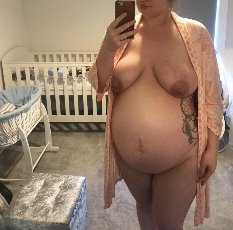 25P Pregnant 423