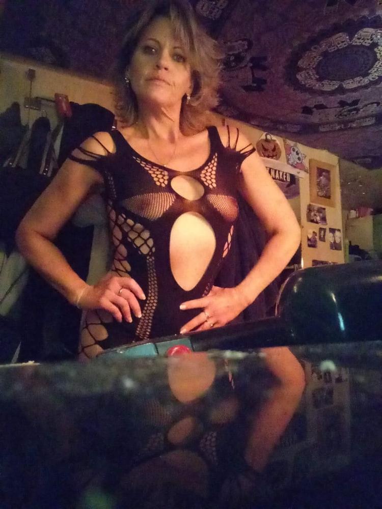 5P Sexy GILF