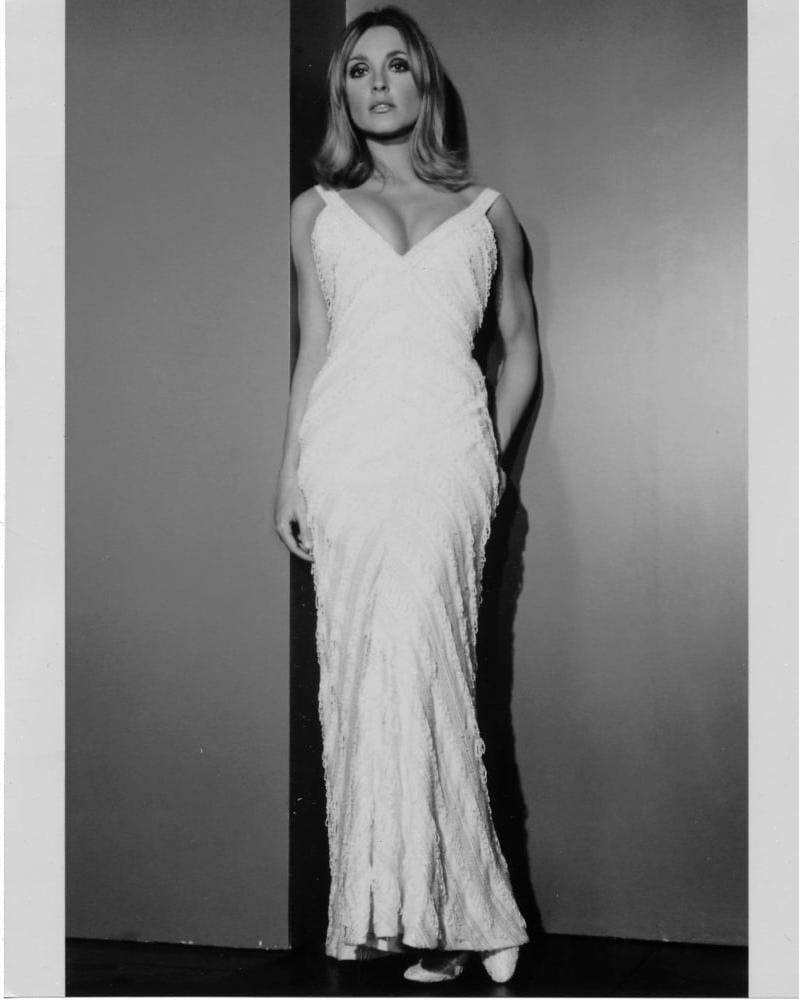 25P Celebrity Boobs - Sharon Tate