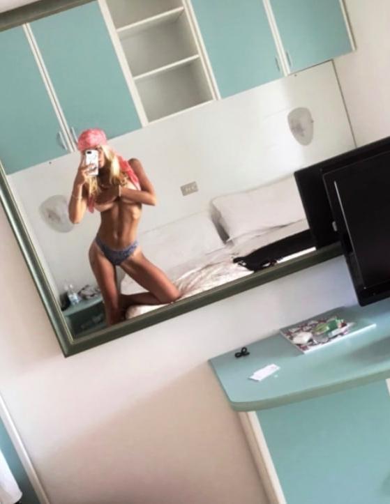 25P Skinny Italian Whore