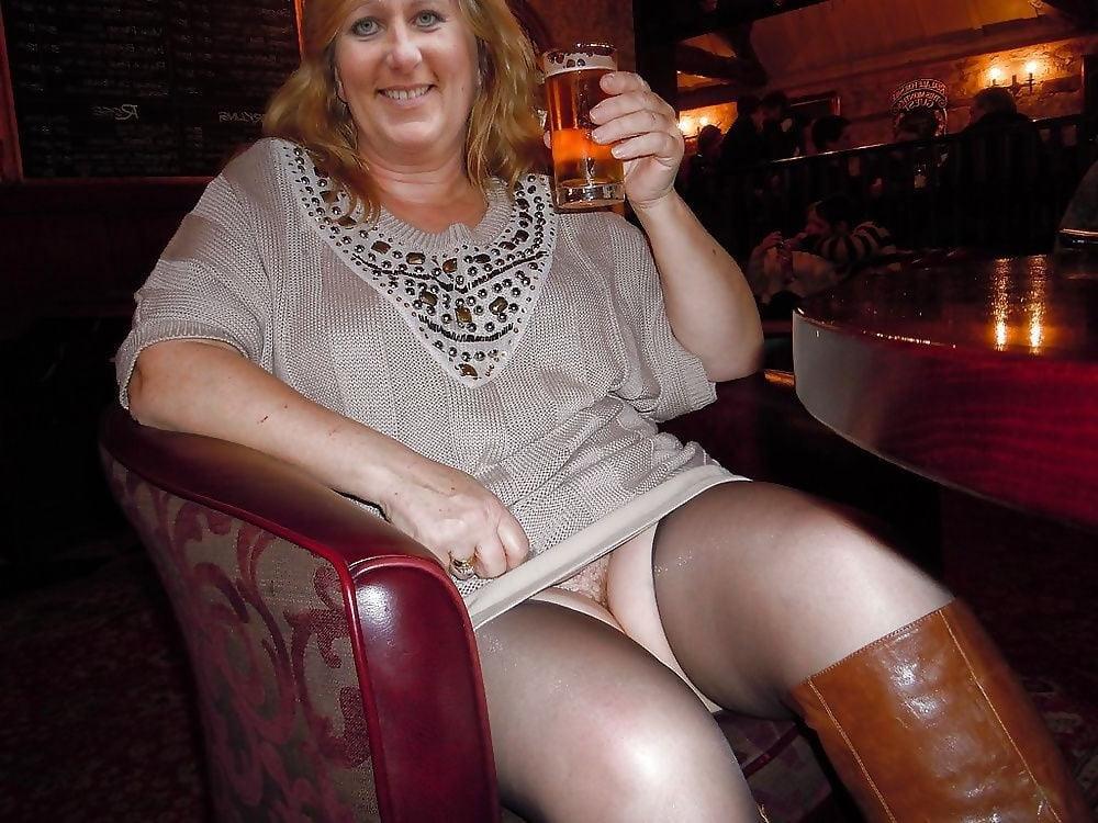 25P Mature Women in Nylons and Stockings 13