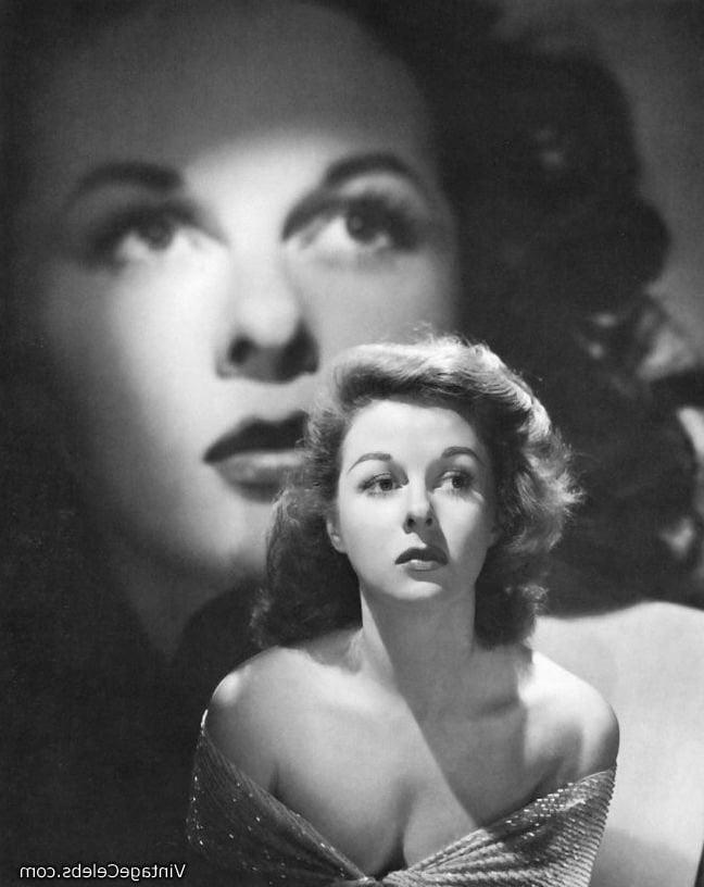 25P Celebrity Boobs - Susan Hayward