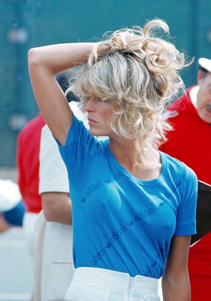 25P Celebrity Boobs - Farrah Fawcett