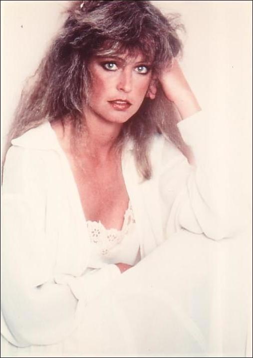 25P Celebrity Boobs - Farrah Fawcett