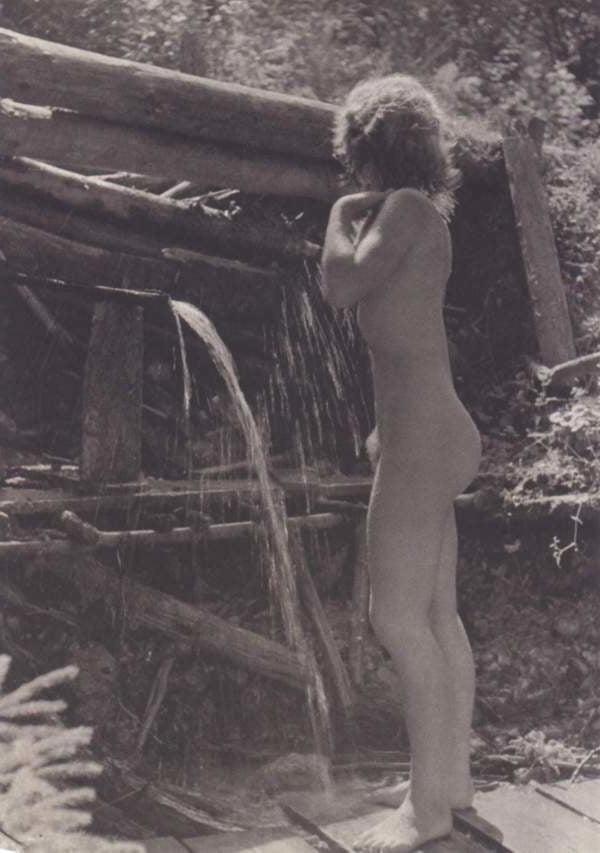 25P Naked people of vintage photos Vol. 31
