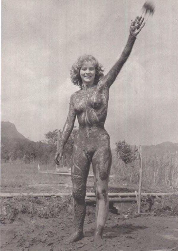 25P Naked people of vintage photos Vol. 31