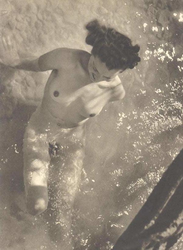 25P Naked people of vintage photos Vol. 31