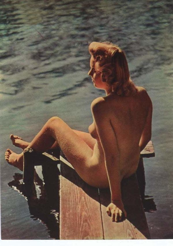 25P Naked people of vintage photos Vol. 31