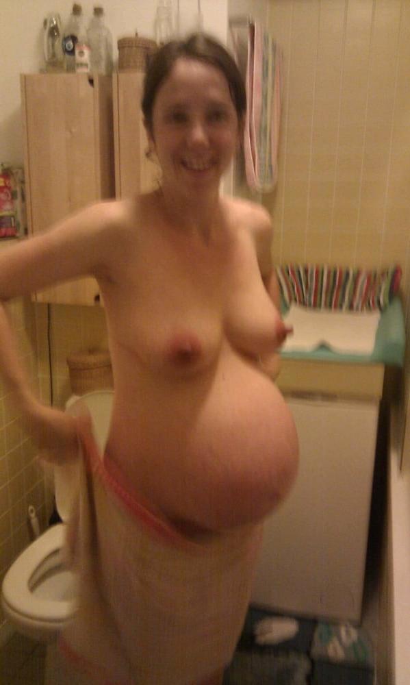 24P kuklenec pregnant