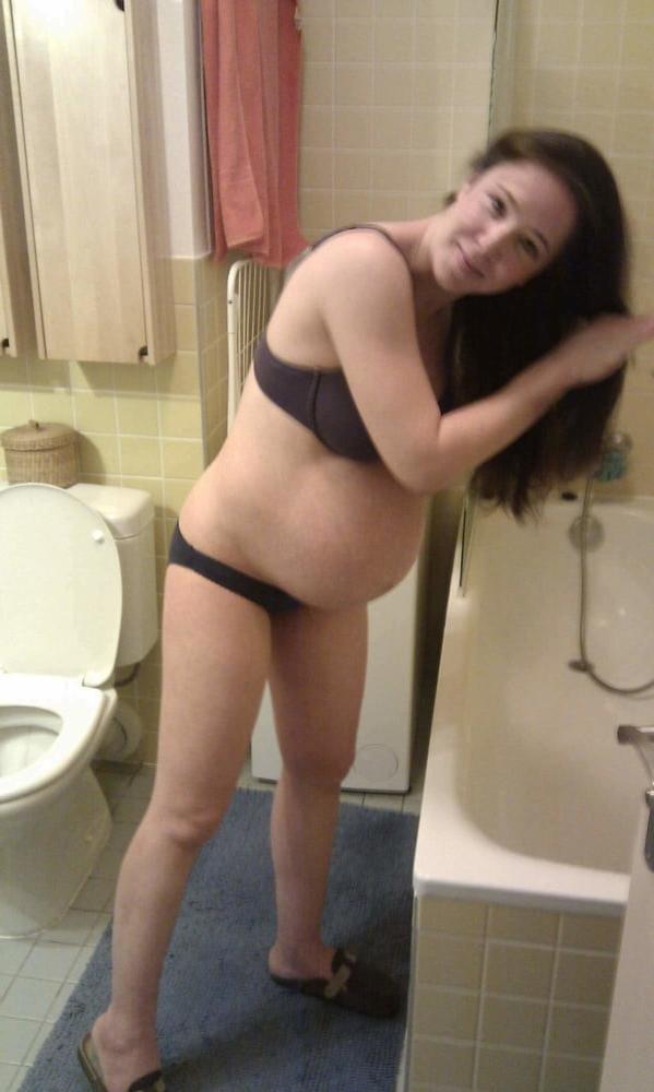 24P kuklenec pregnant