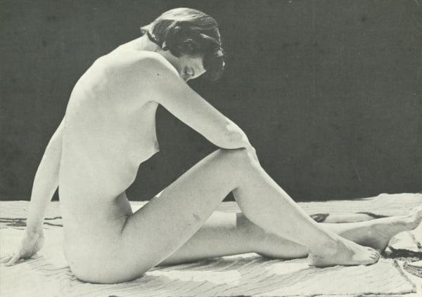 25P Vintage Nudists 38
