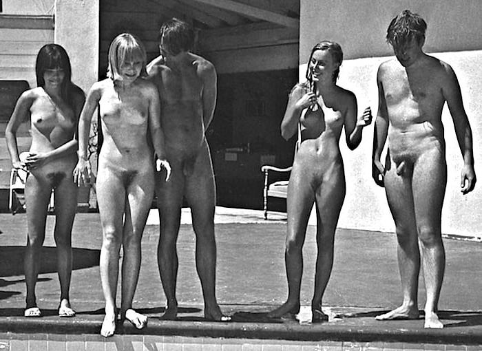 25P Vintage Nudists 38