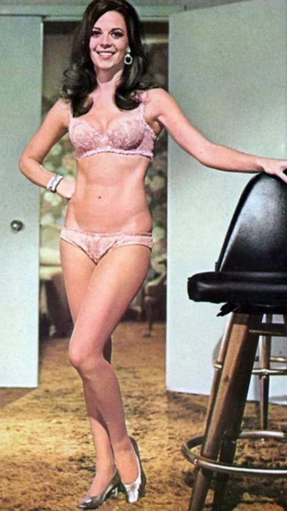 25P Vintage babes 2