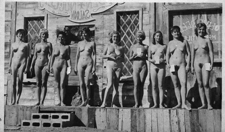 25P Naked people of vintage photos Vol. 30