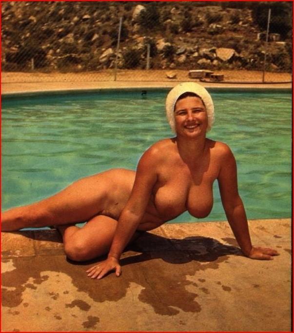 25P Naked people of vintage photos Vol. 30