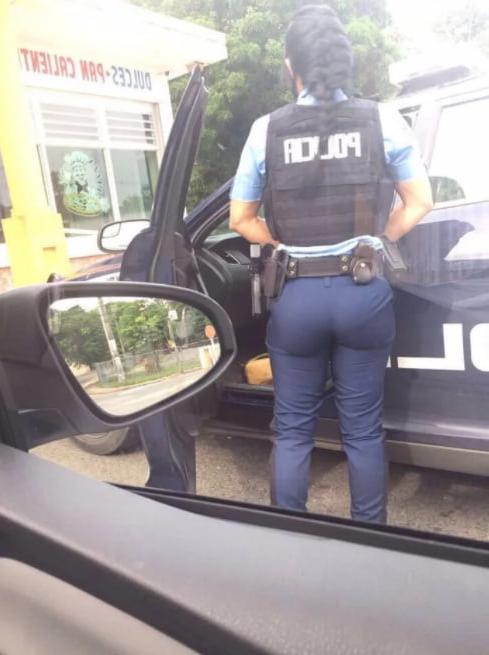 25P Police women