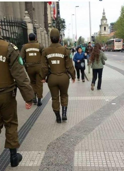 25P Police women
