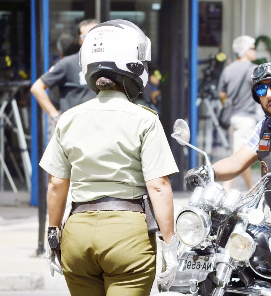 25P Police women