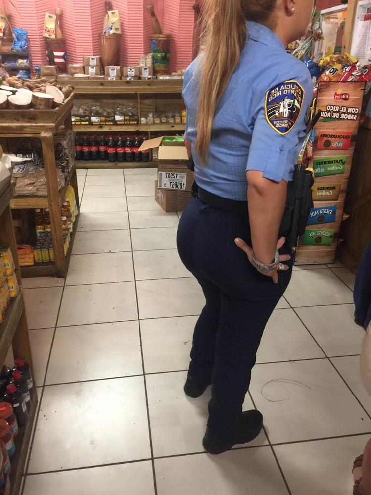 25P Police women