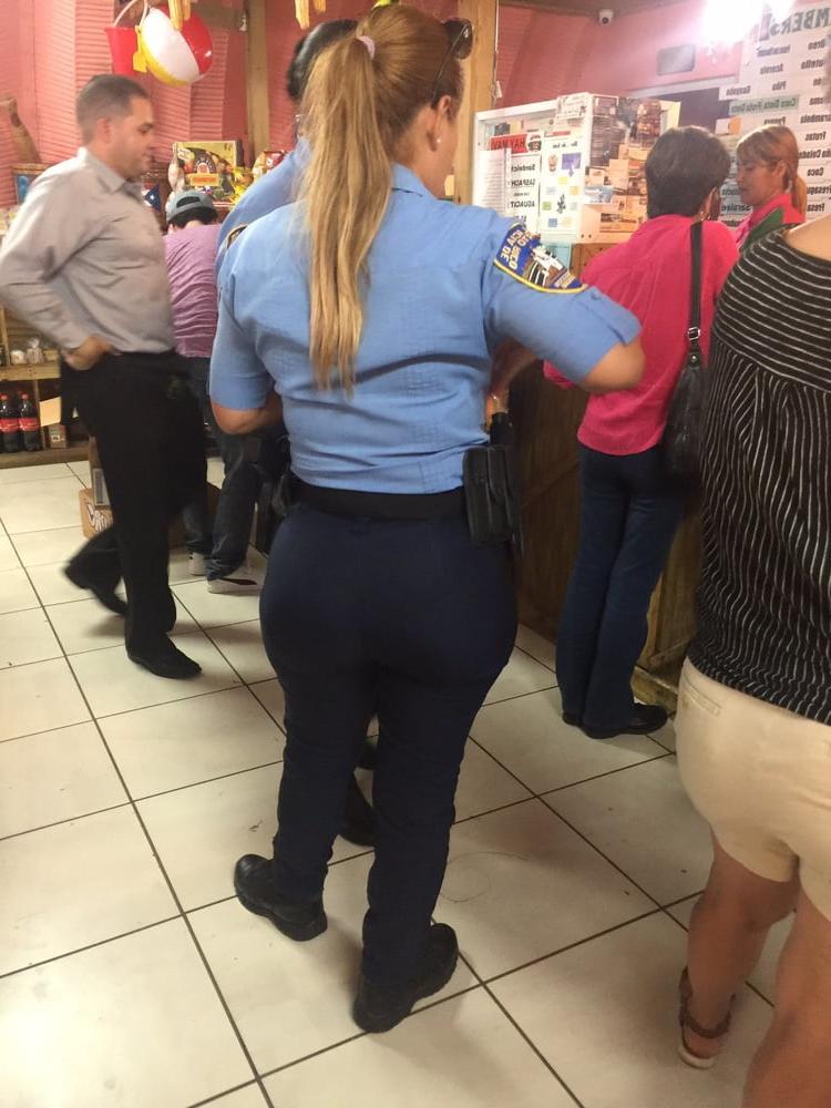 25P Police women