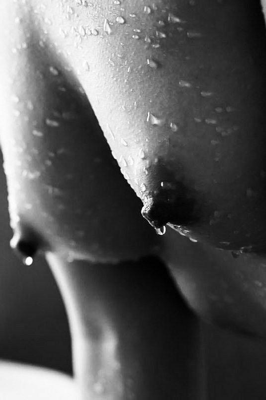 24P Hot big nipples