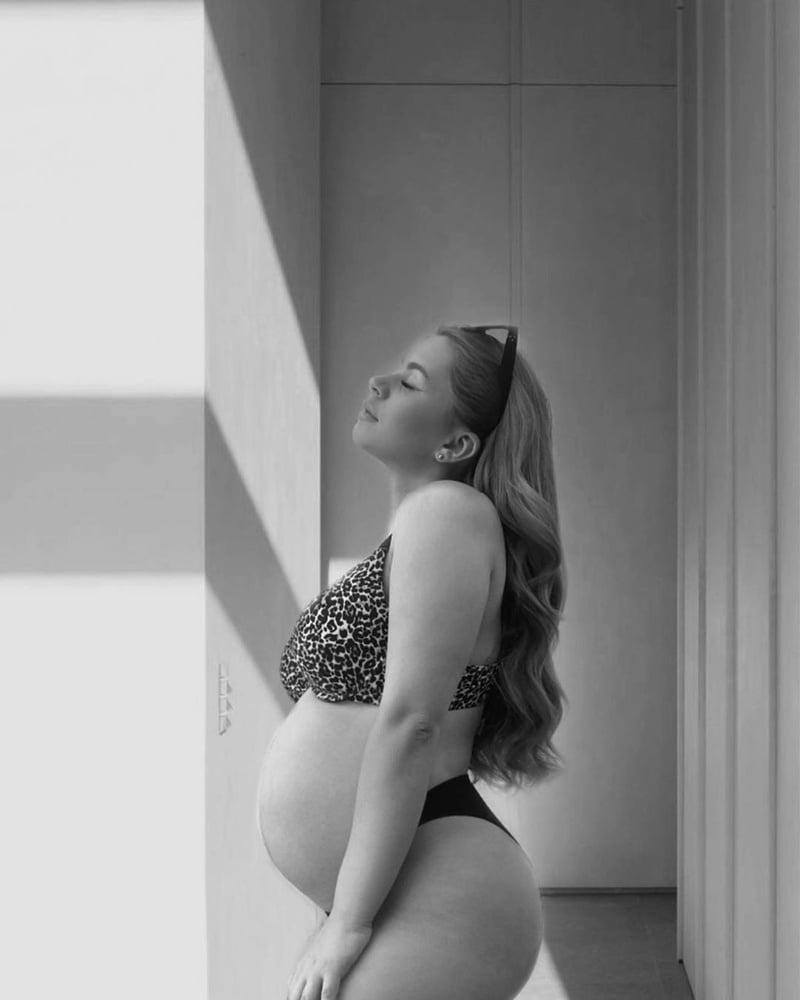 25P Young Pregnant Teens 109