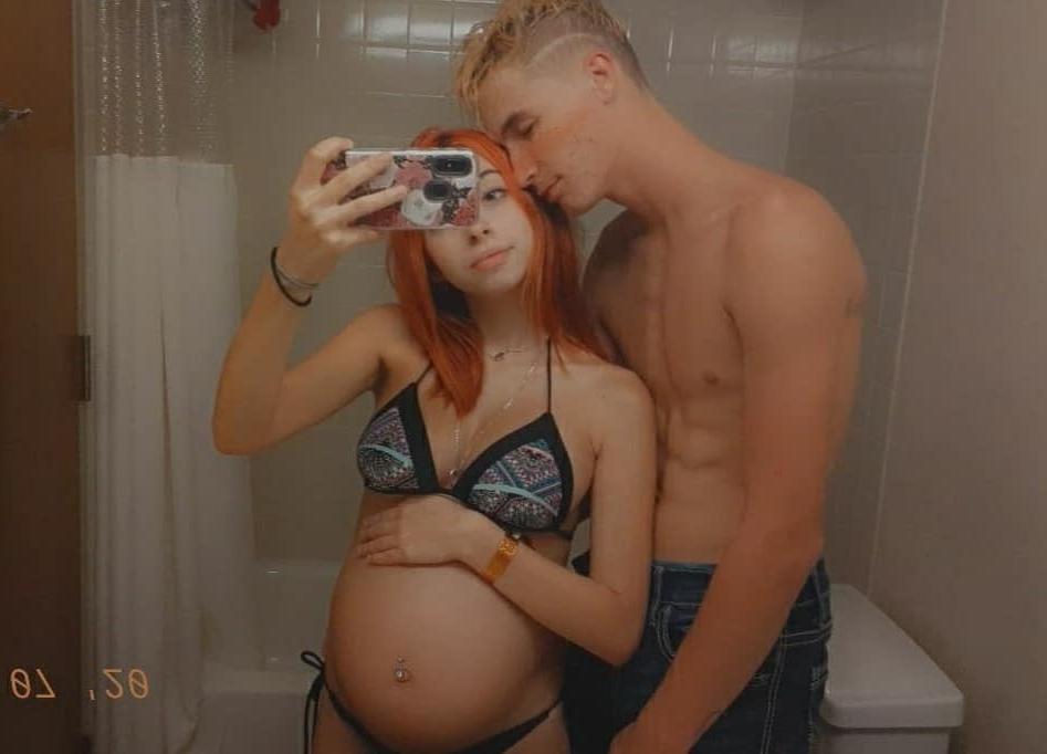 25P Young Pregnant Teens 109