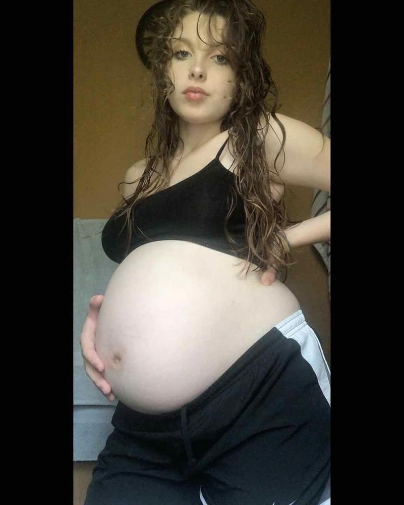 25P Young Pregnant Teens 109