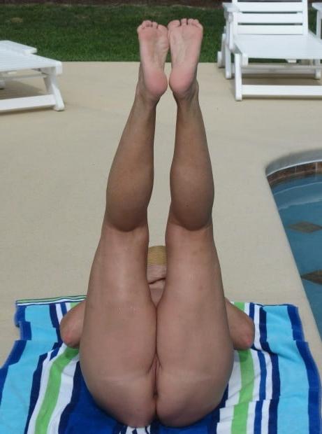 25P Matures at the pool 5