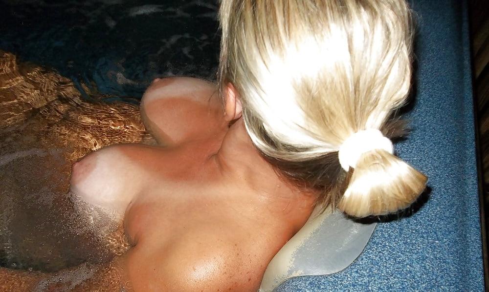25P Matures at the pool 5