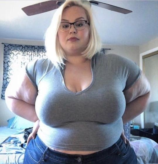 25P Mature non nude