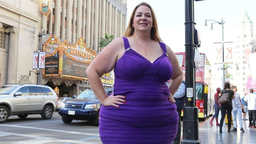25P Mature non nude