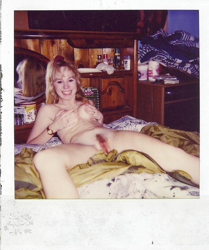 25P Vintage Polaroid Babes # 13
