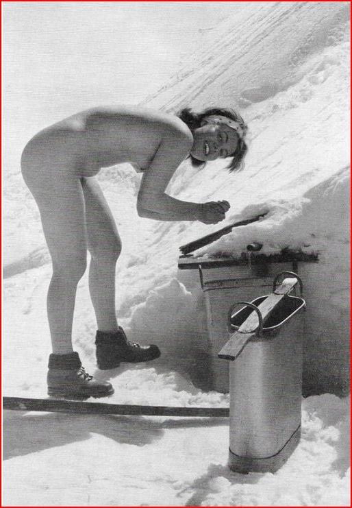 25P Naked people of vintage photos Vol. 29