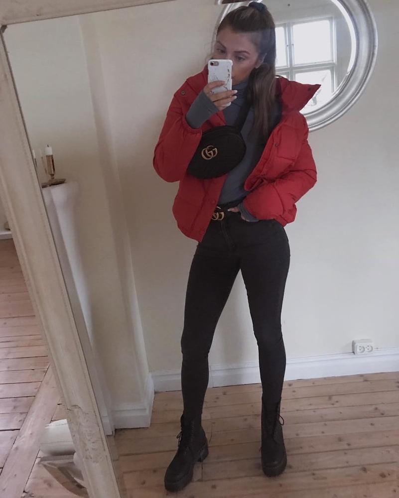 25P Swedish MILF