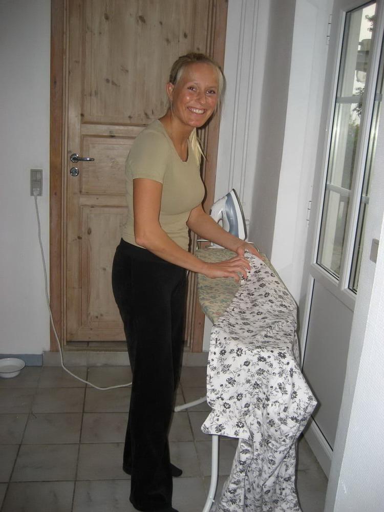 25P Lara pregnant