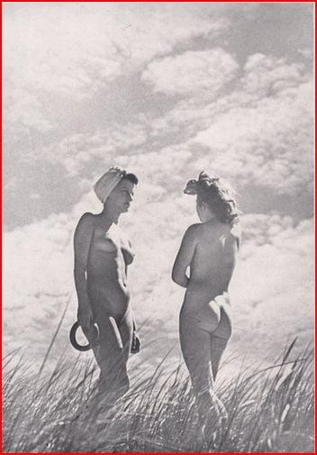 25P Naked people of vintage photos Vol. 27