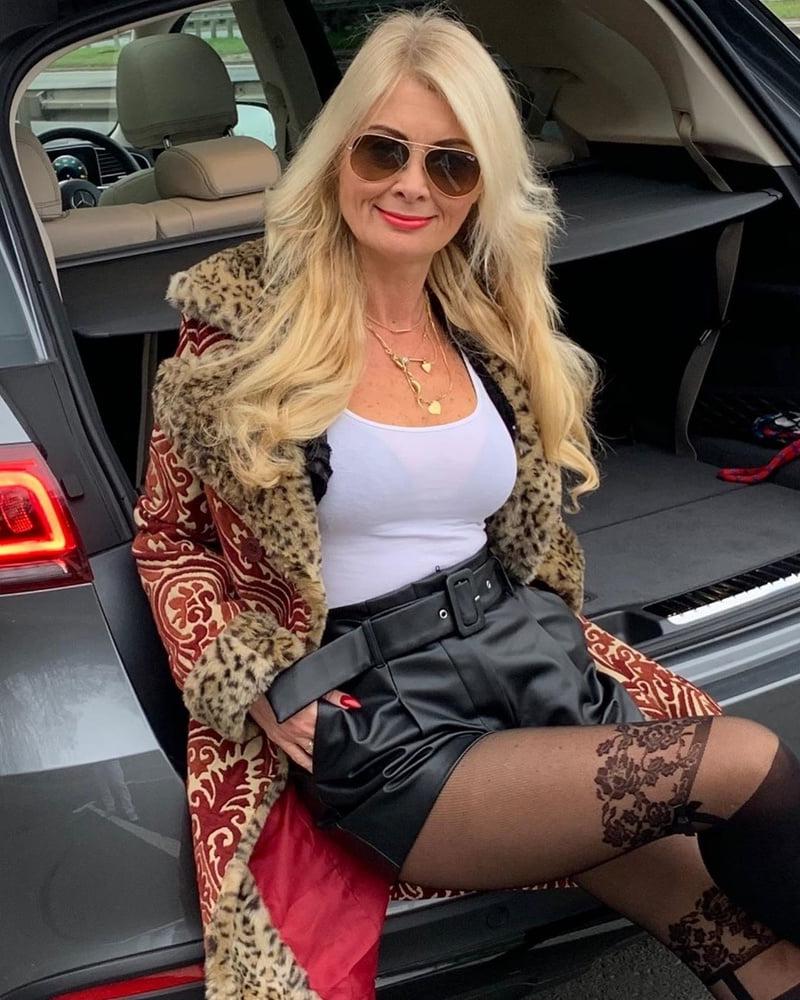 25P Mature polish cock hound Agnieszka