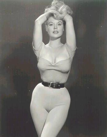 25P Betty Brosmer - Vintage &amp; Retro