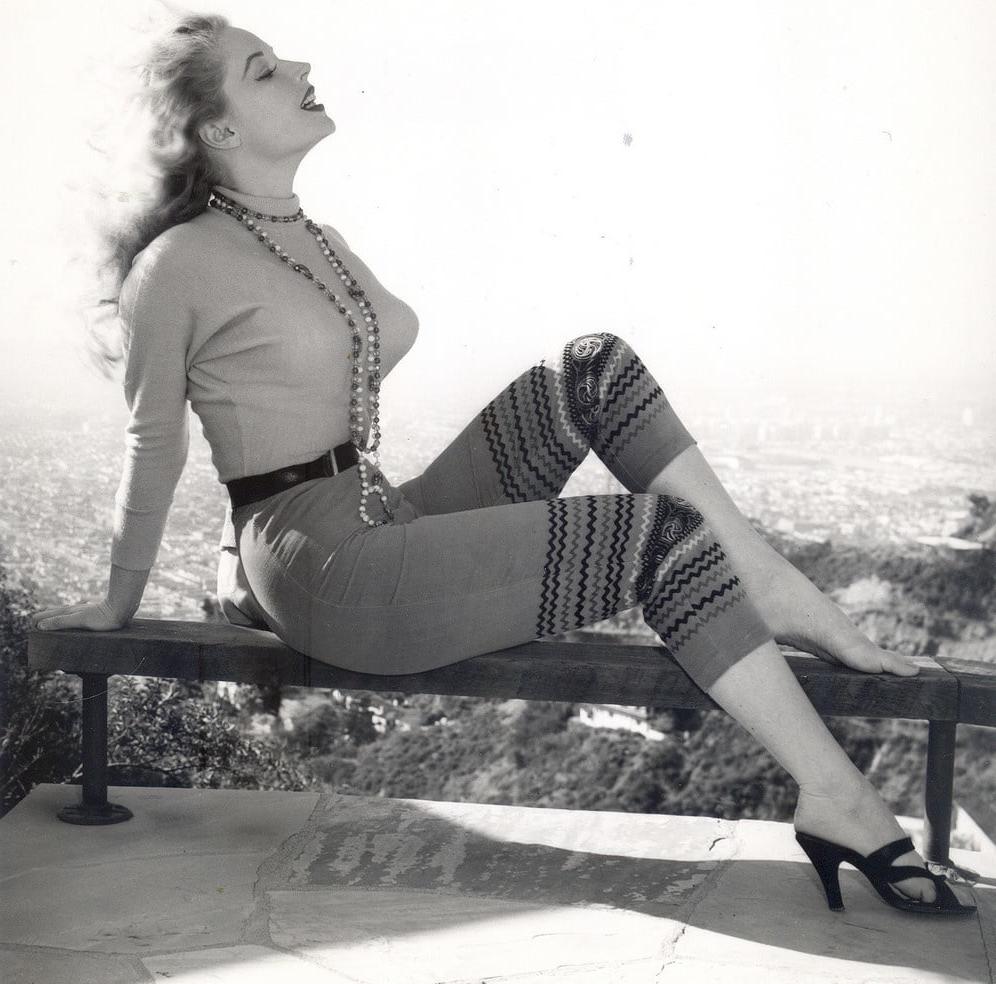 25P Betty Brosmer - Vintage &amp; Retro