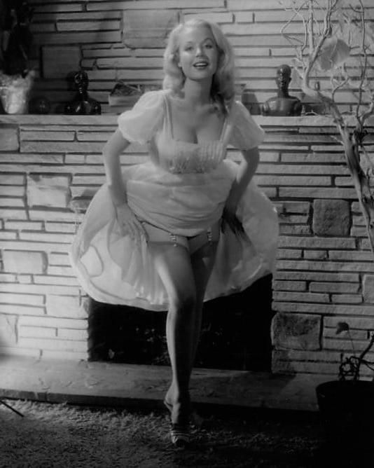 25P Betty Brosmer - Vintage &amp; Retro