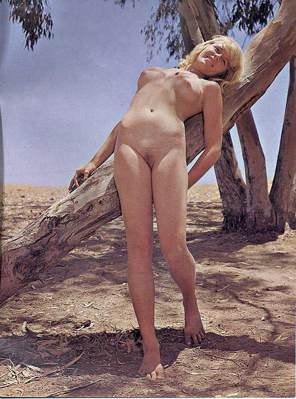 25P Naked people of vintage photos Vol. 26